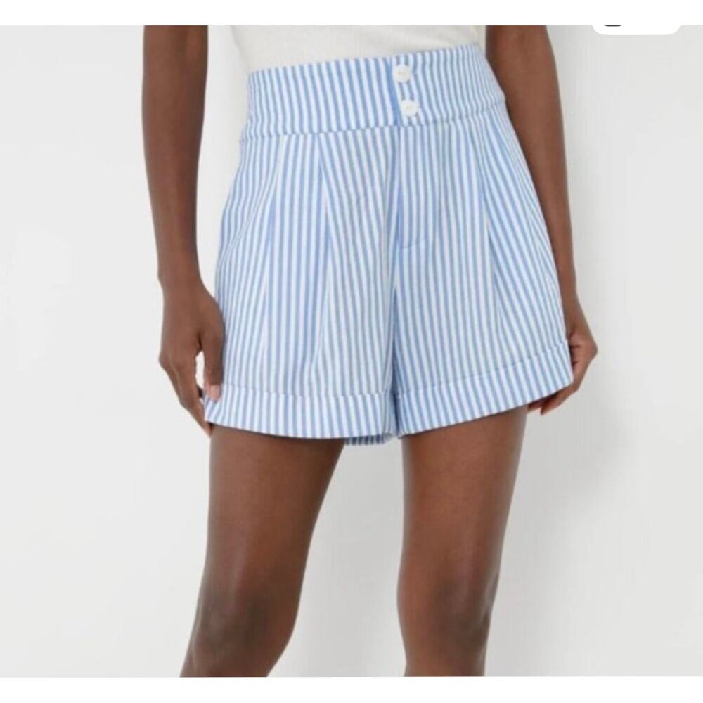 Pomander Place blue, white striped Laguna shorts size M